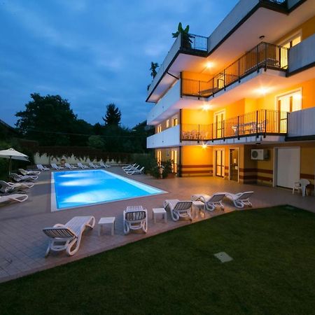 Ferretti Residence Garda Palace Πεσκιέρα ντελ Γκάρντα Εξωτερικό φωτογραφία