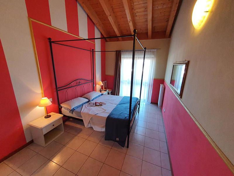Ferretti Residence Garda Palace Πεσκιέρα ντελ Γκάρντα Εξωτερικό φωτογραφία