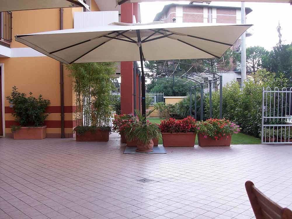 Ferretti Residence Garda Palace Πεσκιέρα ντελ Γκάρντα Εξωτερικό φωτογραφία